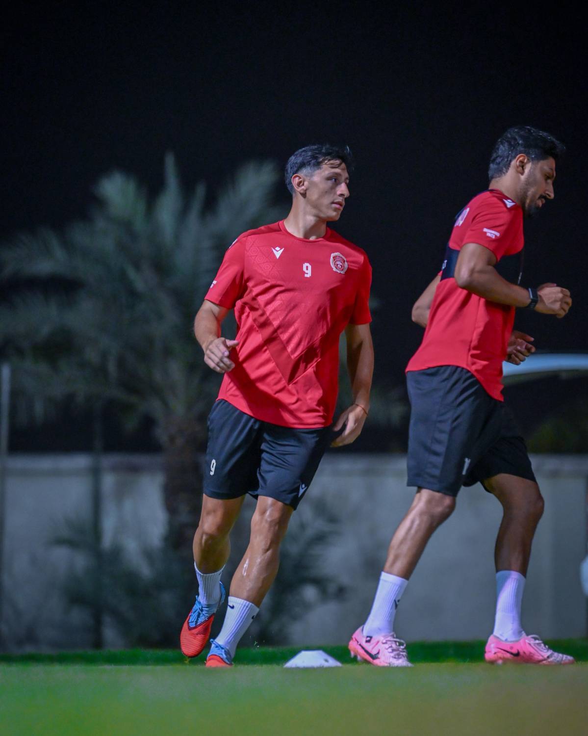 المحرق يستعد بحماس وجدية لانطلاقة آسيوية قوية أمام الوحدات الأردني