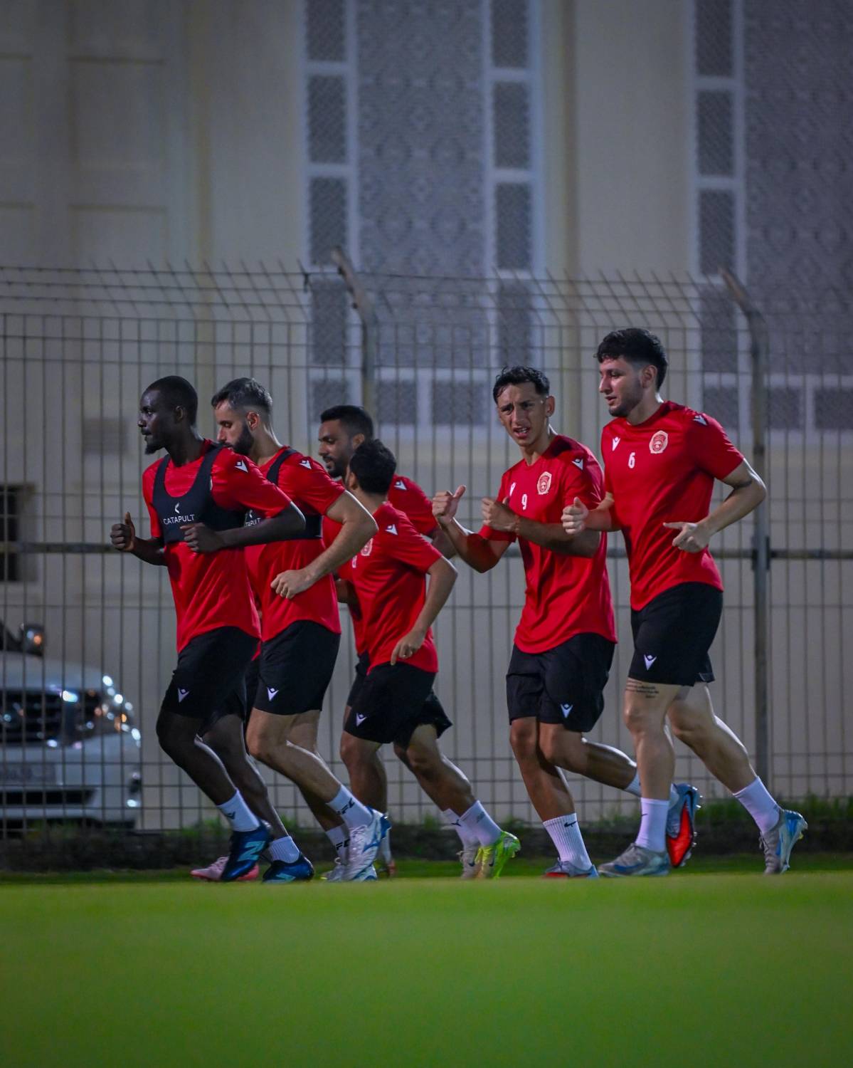 المحرق يستعد بحماس وجدية لانطلاقة آسيوية قوية أمام الوحدات الأردني