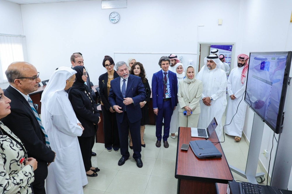 رئيس المجلس الأعلى للصحة ووزيرة الصحة يشهدان انطلاق أولى امتحانات البورد البحريني لطب العائلة