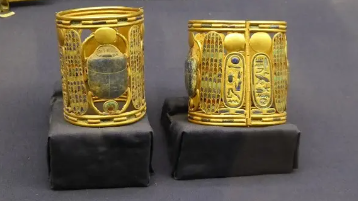 لغز في المتحف المصري.. اختفاء إسورة ذهبية نادرة والسلطات تحقق