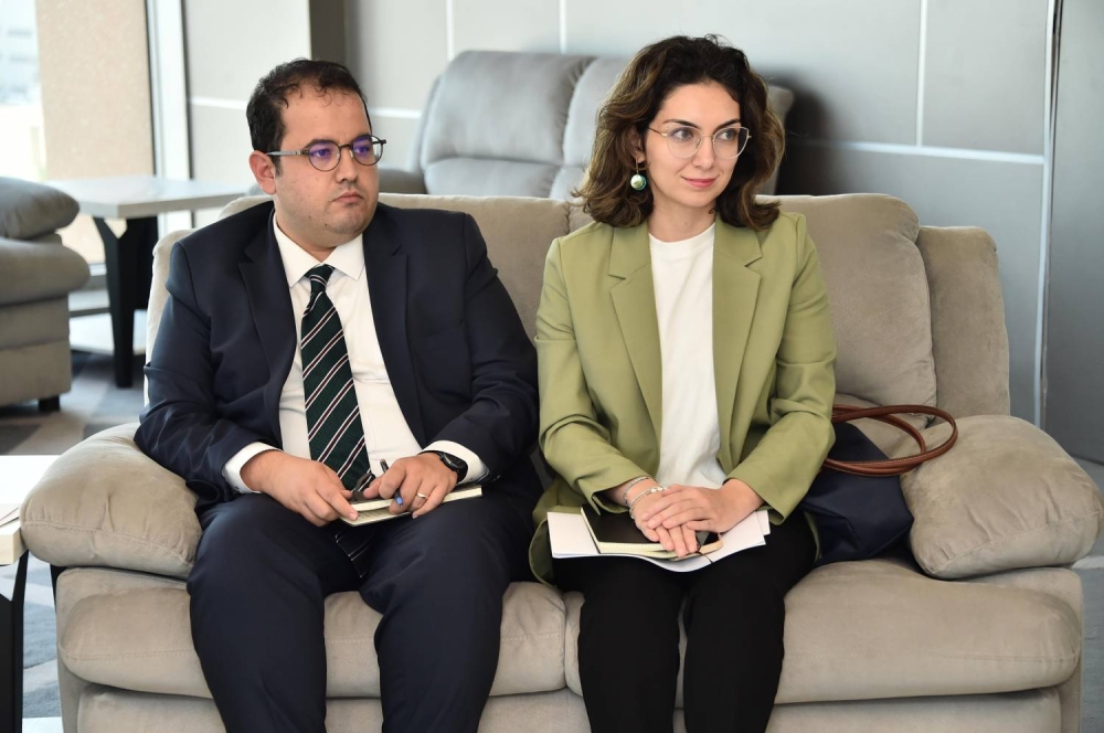 رئيس تحرير "الوطن" يستقبل السفيرة التركية في البحرين