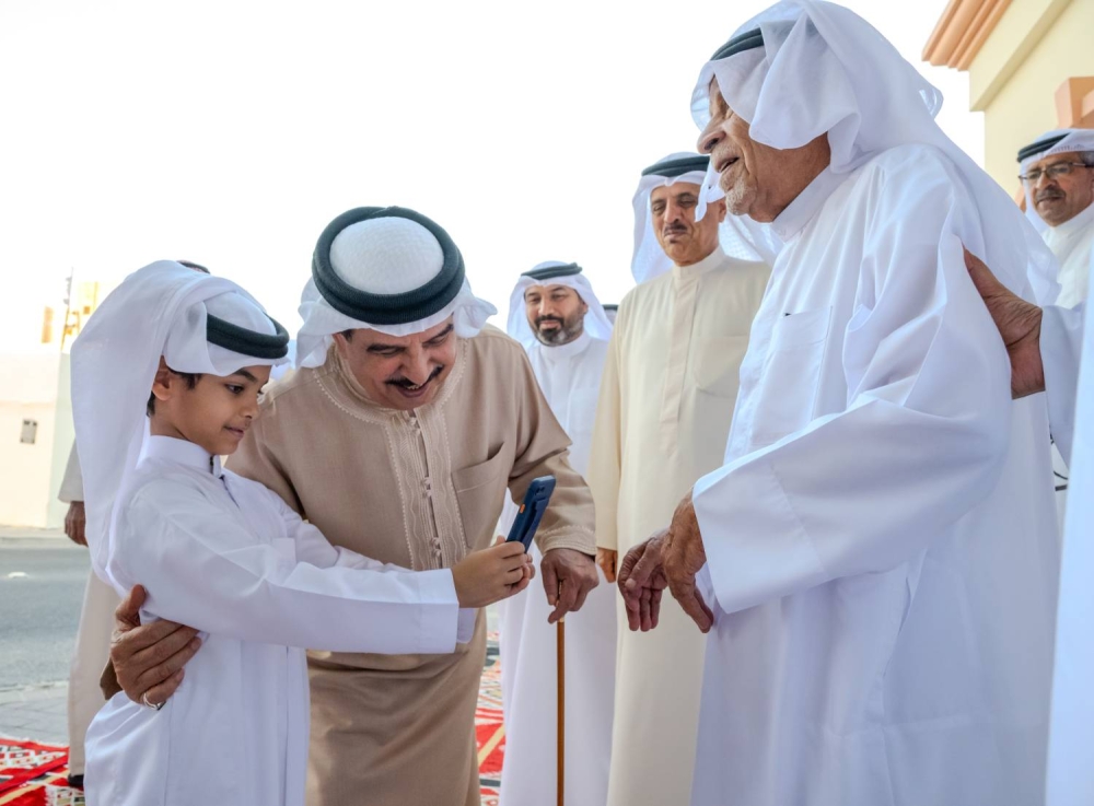 الملك يقدم التعازي والمواساة إلى أفراد عائلة النعيمي