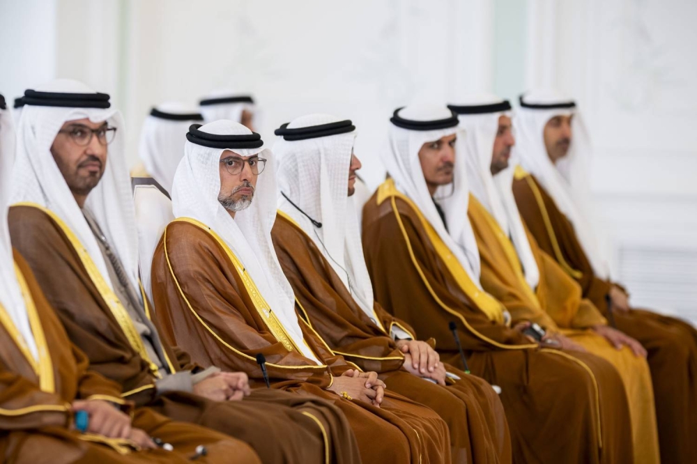 رئيس الإمارات يبحث مع نظيره الأذربيجاني سبل تعزيز التعاون