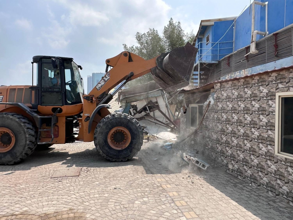 إخلاء "منتزه الدولفين" بكورنيش النادي البحرين