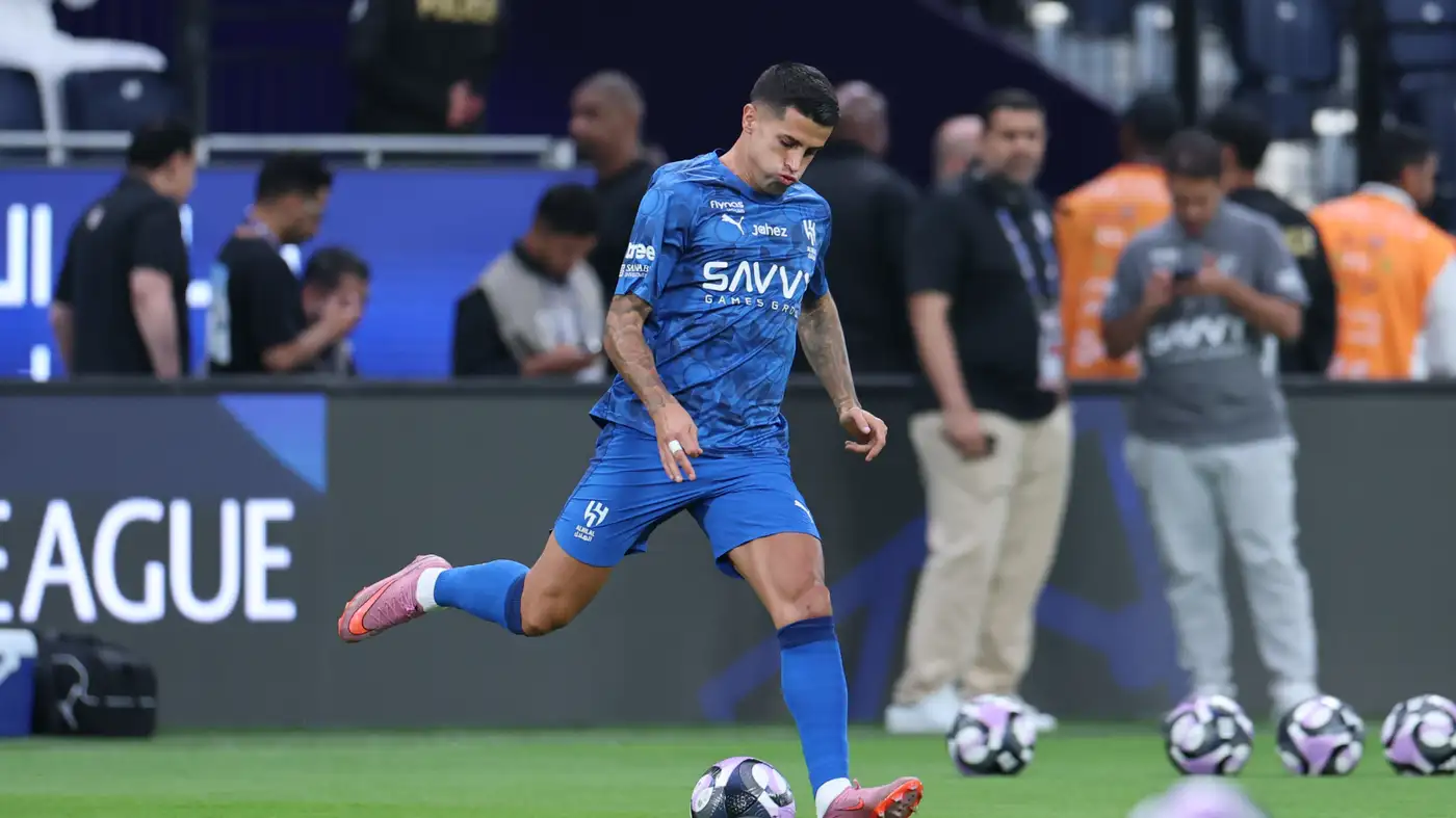 كانسيلو مهدد بالغياب عن كلاسيكو الأهلي والهلال