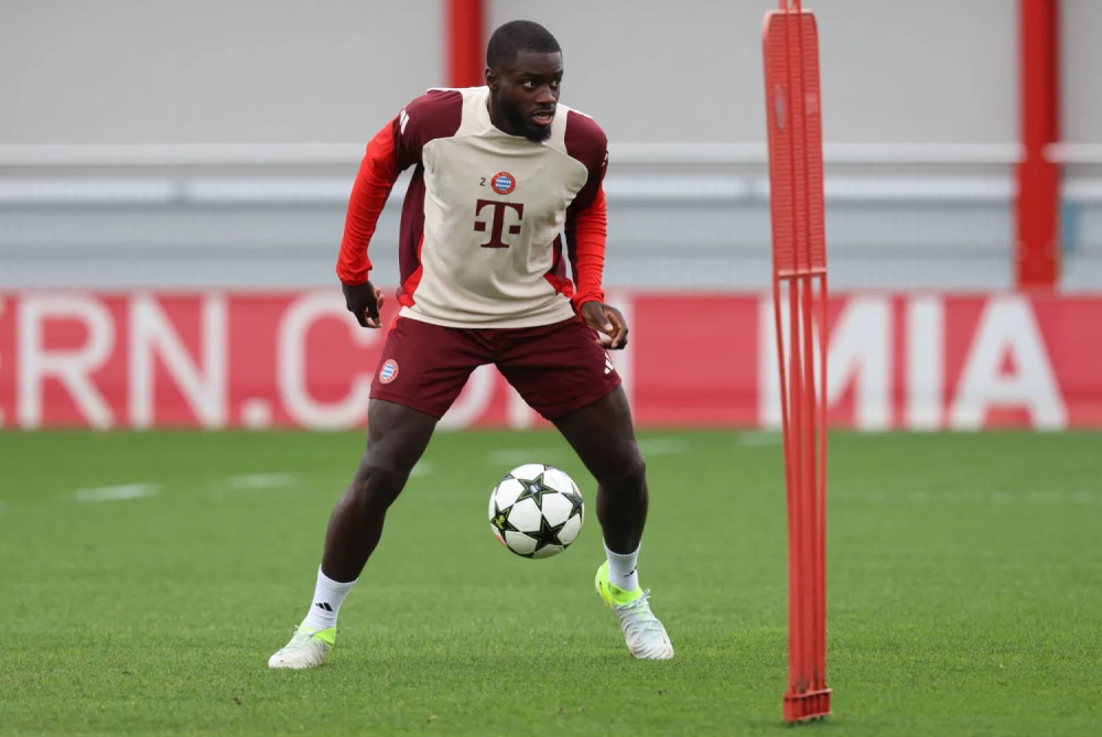 أوباميكانو يرد على اهتمام ريال مدريد ويكشف موقفه من البقاء مع بايرن ميونخ