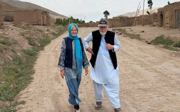 طالبان تطلق سراح زوجين بريطانيين بعد أشهر من احتجازهما