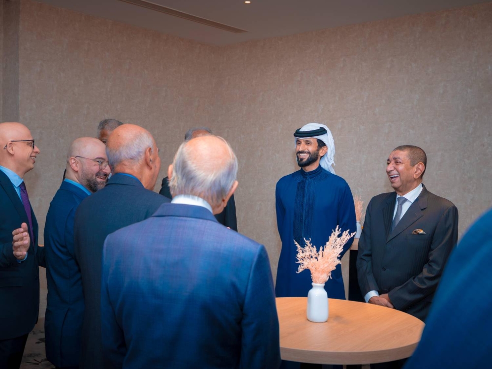 ناصر بن حمد: تعزيز التعاون الاقتصادي وتوسيع فرص الاستثمار بين البحرين وصربيا