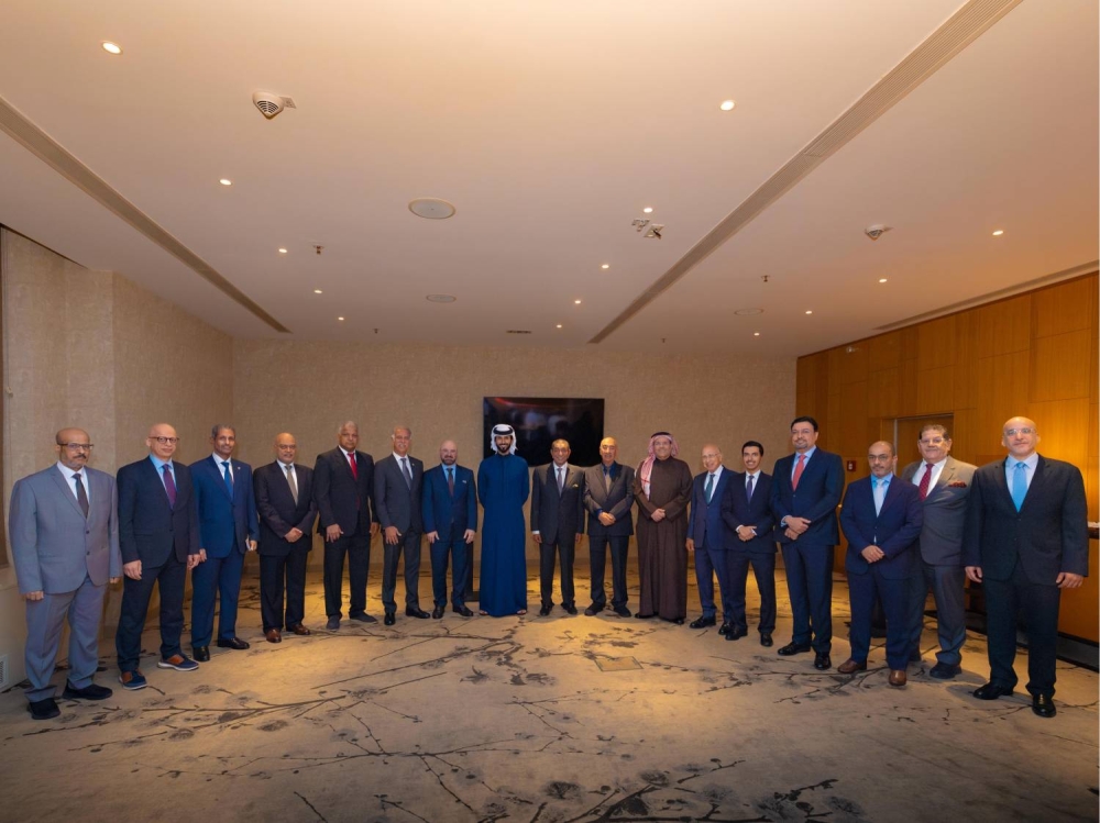 ناصر بن حمد: تعزيز التعاون الاقتصادي وتوسيع فرص الاستثمار بين البحرين وصربيا
