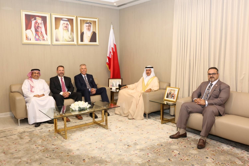 رئيس لجنة مكافحة العنف والإدمان يستقبل وفد جامعة شمال كارولينا الأمريكية