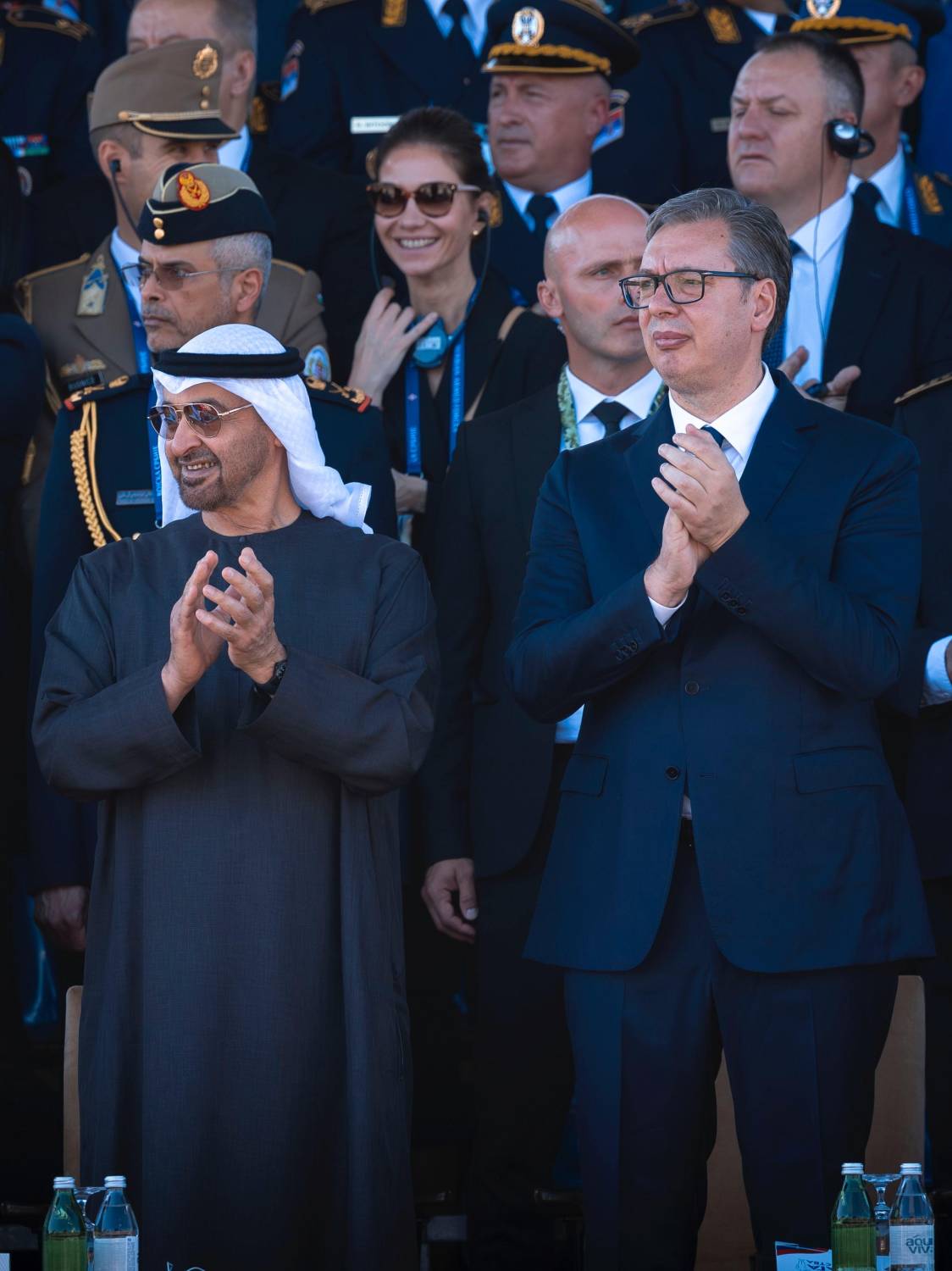 ناصر بن حمد آل خليفة يشهد العرض العسكري للقوات الصربية في بلغراد