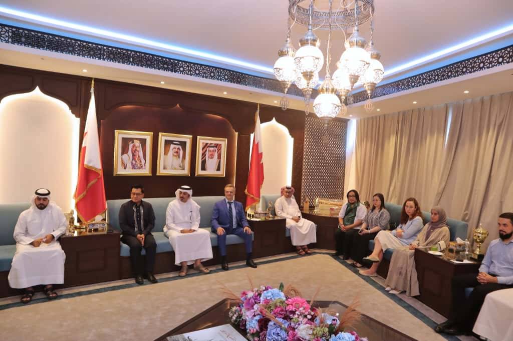 &laquo;الموروث&raquo; تكرم الفائزين في مسابقات موسم ناصر بن حمد البحري