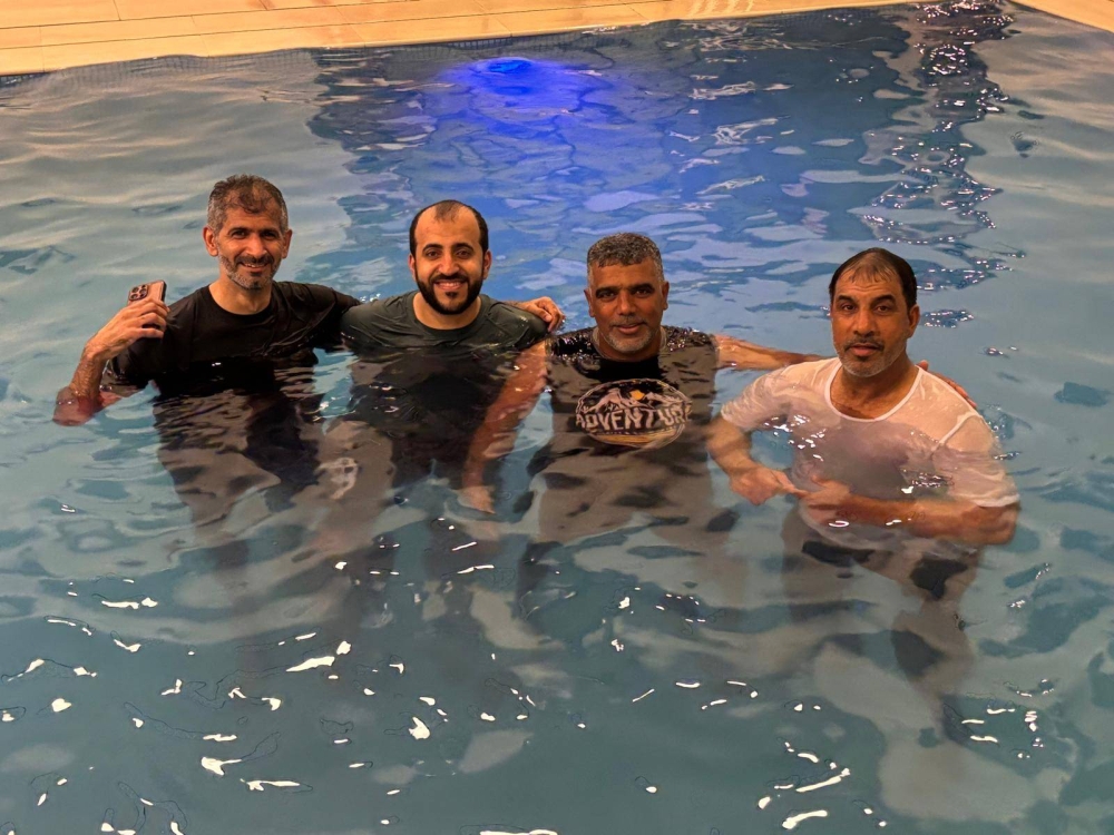 نقابة عمال أسري تنظم فعاليتها السنوية (بركة السباحة) بمشاركة واسعة من العمال وأبنائهم والنقابيين والمتقاعدين