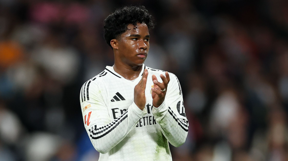 نيوكاسل يرغب في ضم مهاجم ريال مدريد إندريك لتعويض رحيل إيزاك