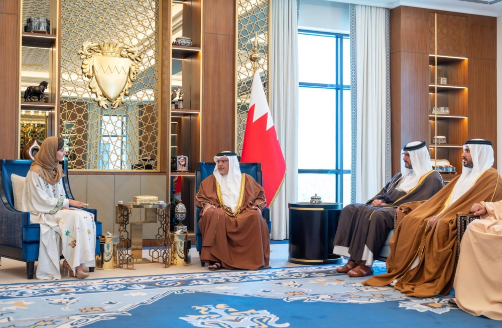 ولي العهد رئيس الوزراء يلتقي المدير التنفيذي للمجلس الدولي للتمور سارة بنت بندر آل سعود