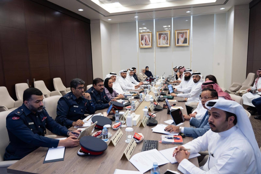 "خارجية النواب" توافق على ثلاثة مراسيم بتعديل "المرور" و"العقوبات " و"الإجراءات الجنائية " وتوافق على مشروع قانون "شرطة البحرين" وتعديلاته