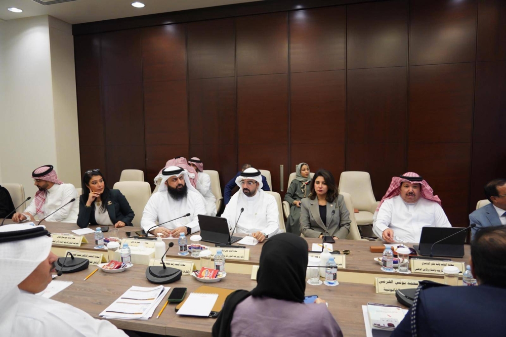 "خارجية النواب" توافق على ثلاثة مراسيم بتعديل "المرور" و"العقوبات " و"الإجراءات الجنائية " وتوافق على مشروع قانون "شرطة البحرين" وتعديلاته