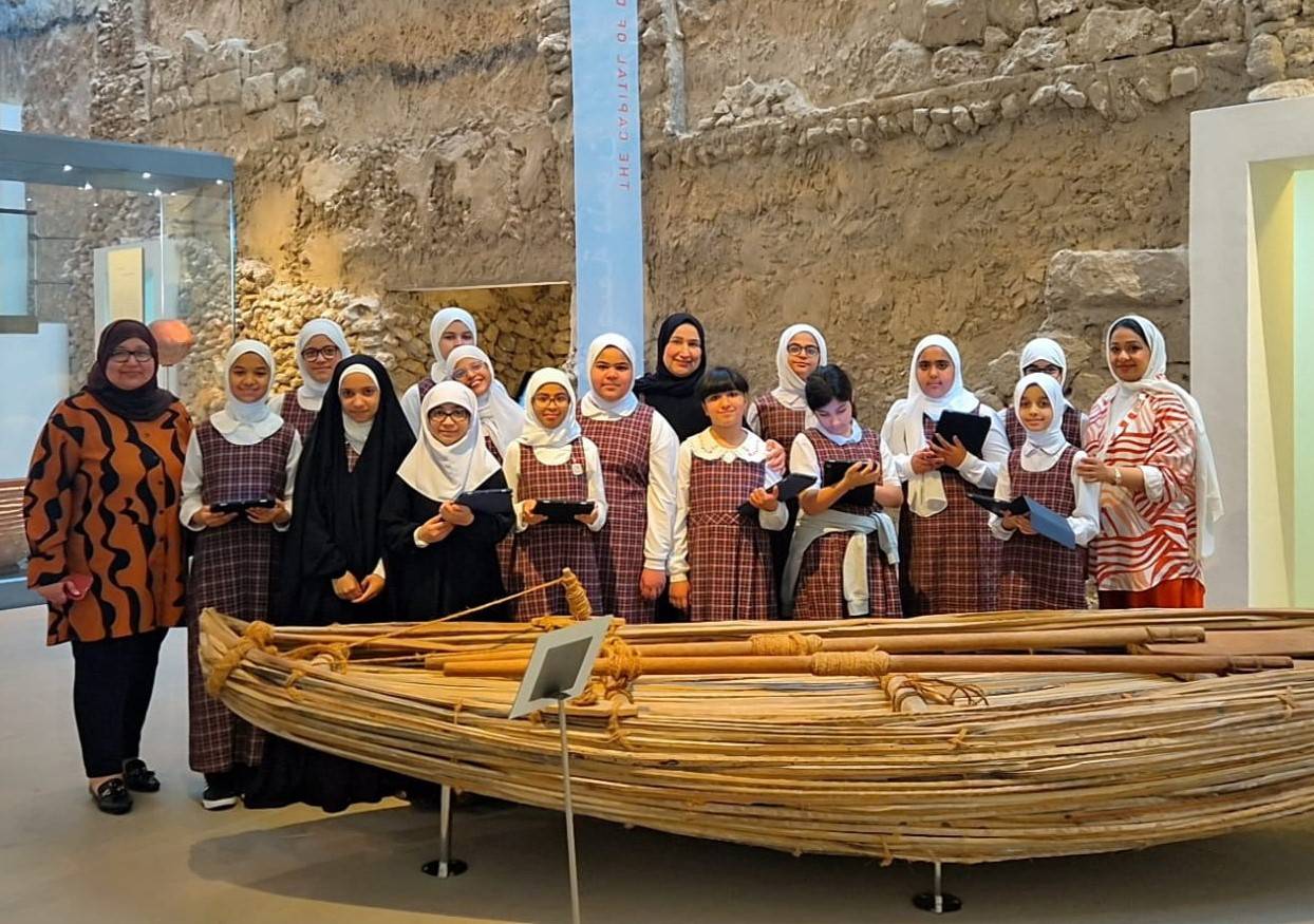 وزارة التربية والتعليم تبدأ برنامج الزيارات إلى معالم البحرين ومؤسساتها