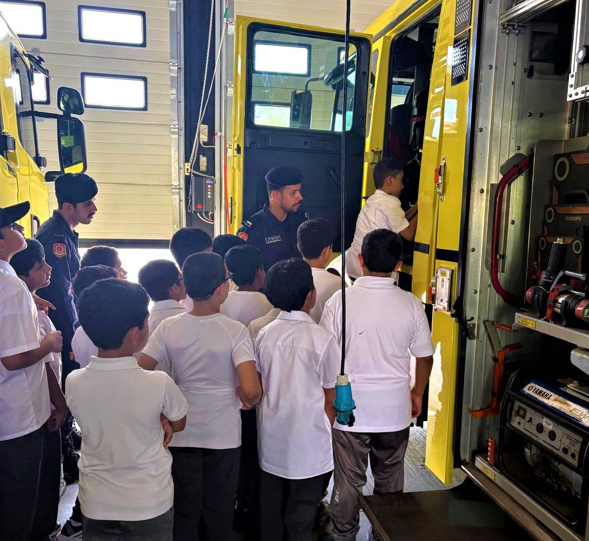 وزارة التربية والتعليم تبدأ برنامج الزيارات إلى معالم البحرين ومؤسساتها