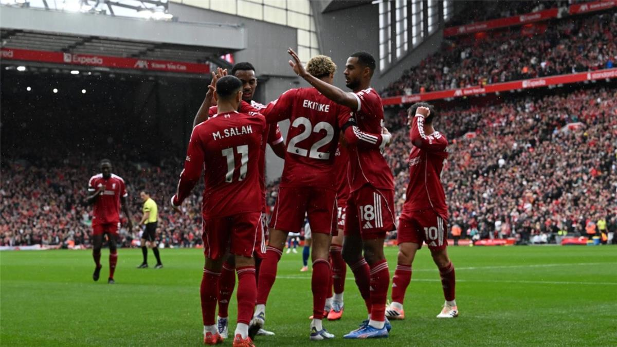 التشكيل المتوقع لليفربول ضد ساوثهامبتون في كأس الرابطة.. غياب محمد صلاح