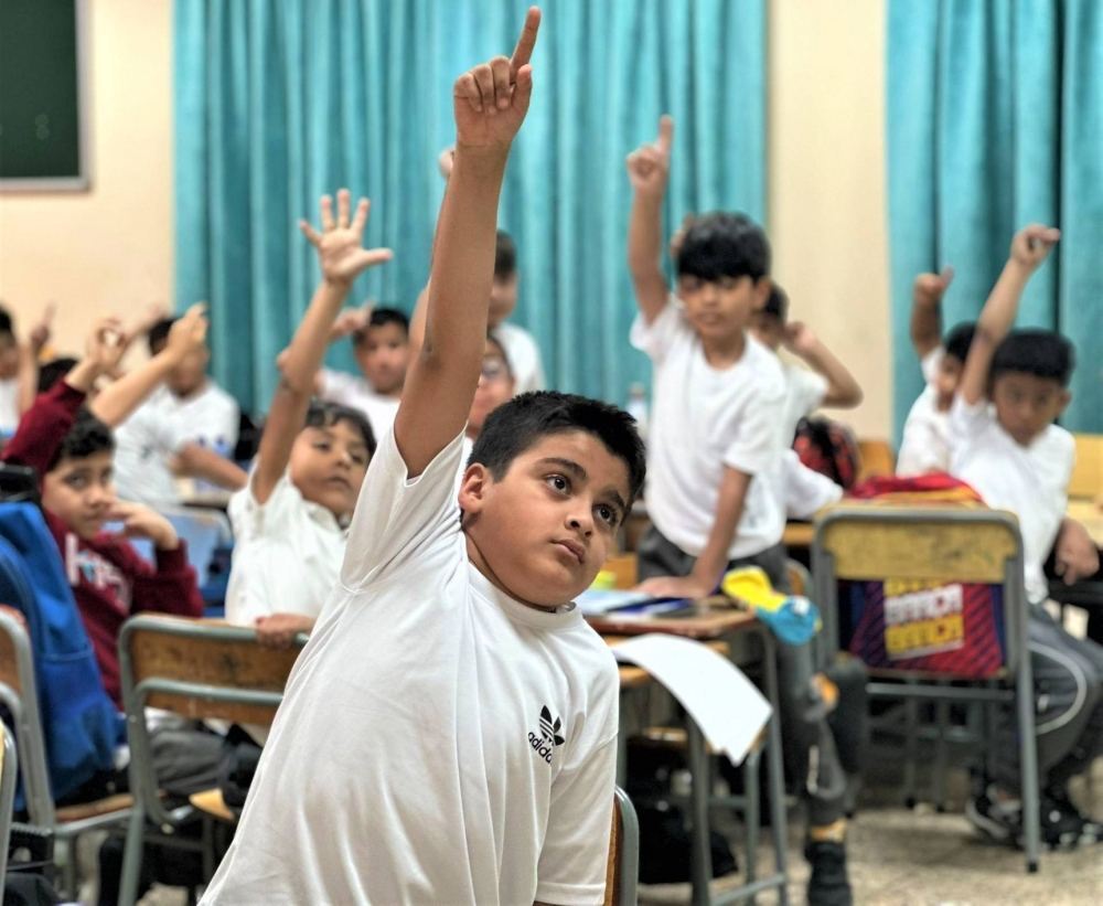 أمهات يتحدثن بفخر عن نجاح دمج أبنائهن في الصفوف العادية بمدرسة أسامة بن زيد