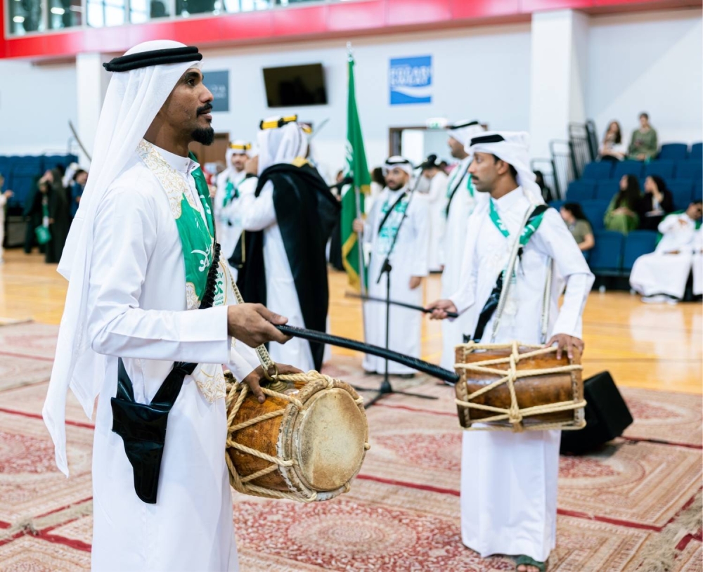 الجامعة الأمريكية بالبحرين تحتفل باليوم الوطني السعودي