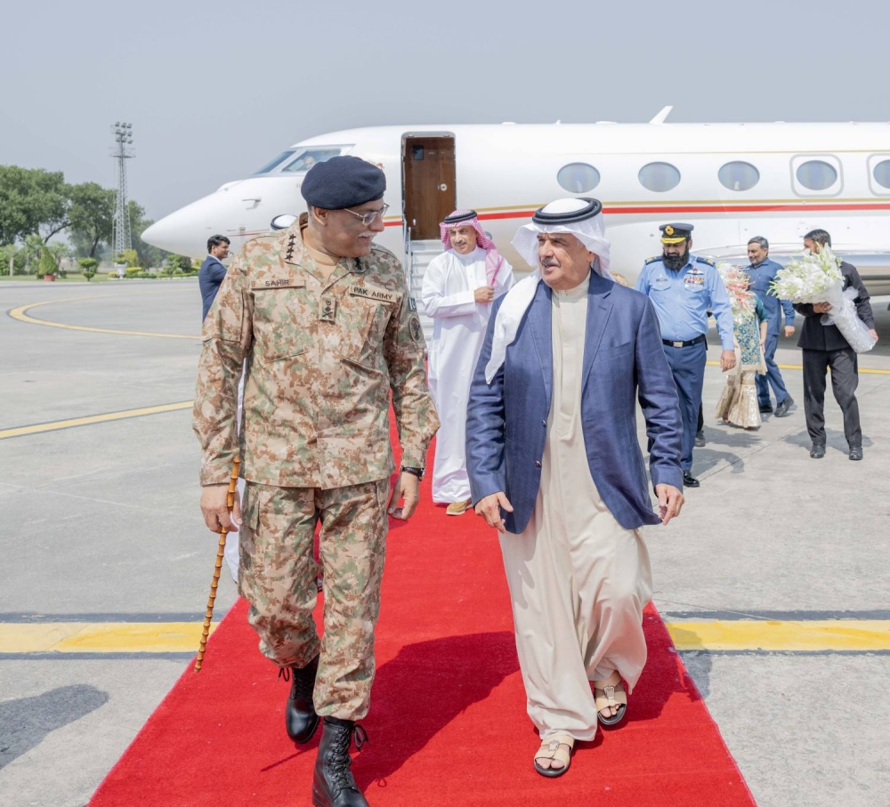 رئيس الحرس الوطني يصل إلى إسلام آباد في زيارة رسمية