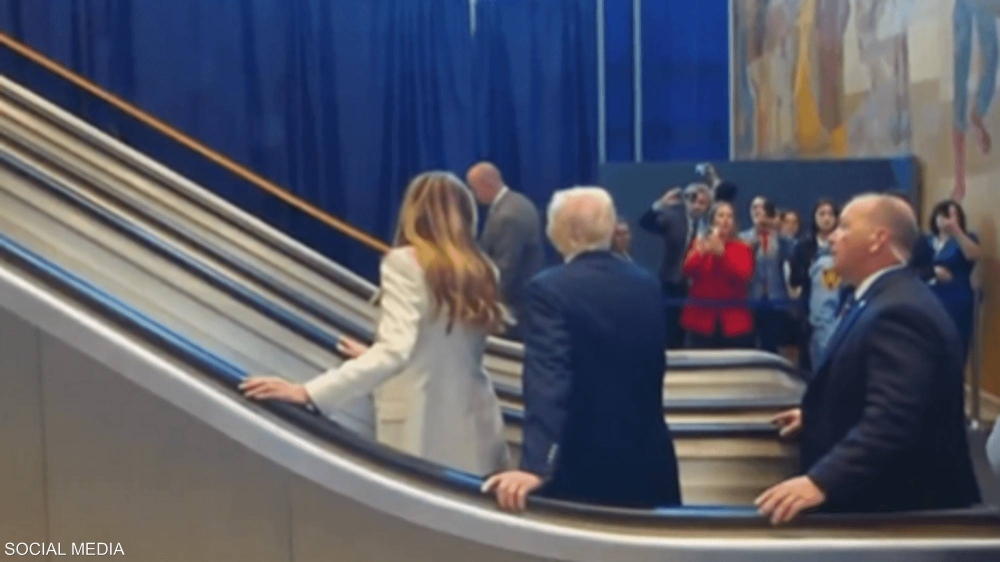 فيديو.. تعطل سلم كهربائي بترامب وميلانيا في الأمم المتحدة