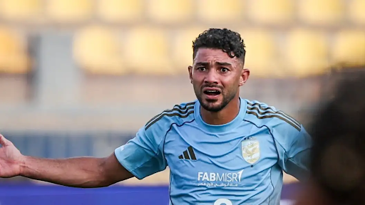 ياسر إبراهيم يعترض على جائزة أفضل لاعب أمام حرس الحدود