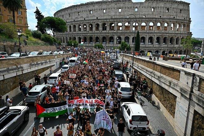 إضراب ومظاهرات تاريخية في إيطاليا تضامنا مع غزة