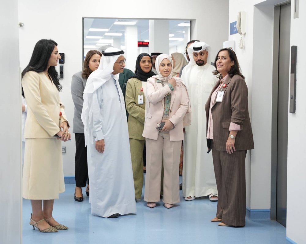 رئيس المجلس الأعلى للصحة يفتتح وحدة العناية القصوى الجديدة بمجمع السلمانية الطبي