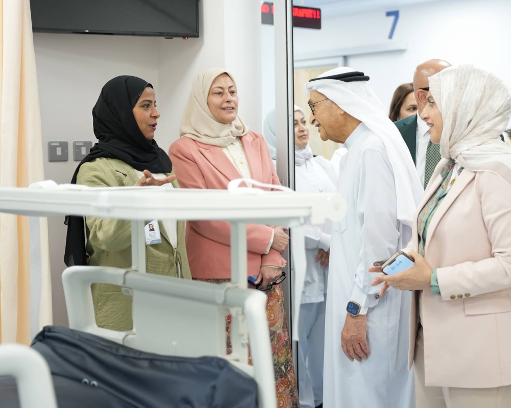 رئيس المجلس الأعلى للصحة يفتتح وحدة العناية القصوى الجديدة بمجمع السلمانية الطبي