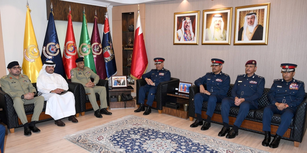 تنسيق بحريني باكستاني في الأمن والتدريب وتبادل الخبرات