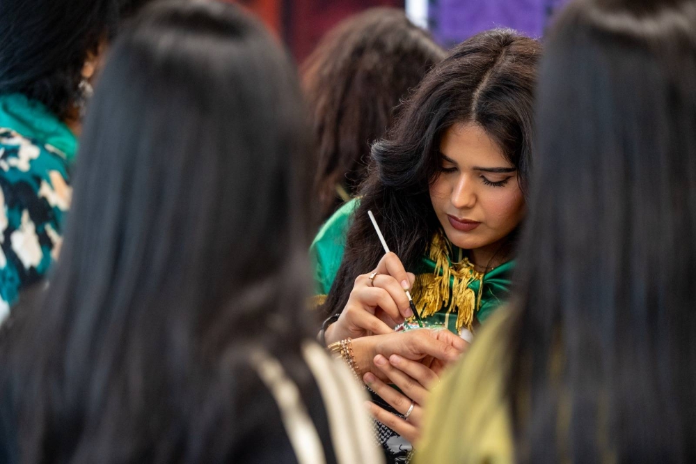 جامعة البحرين للتكنولوجيا تحتفل باليوم الوطني السعودي