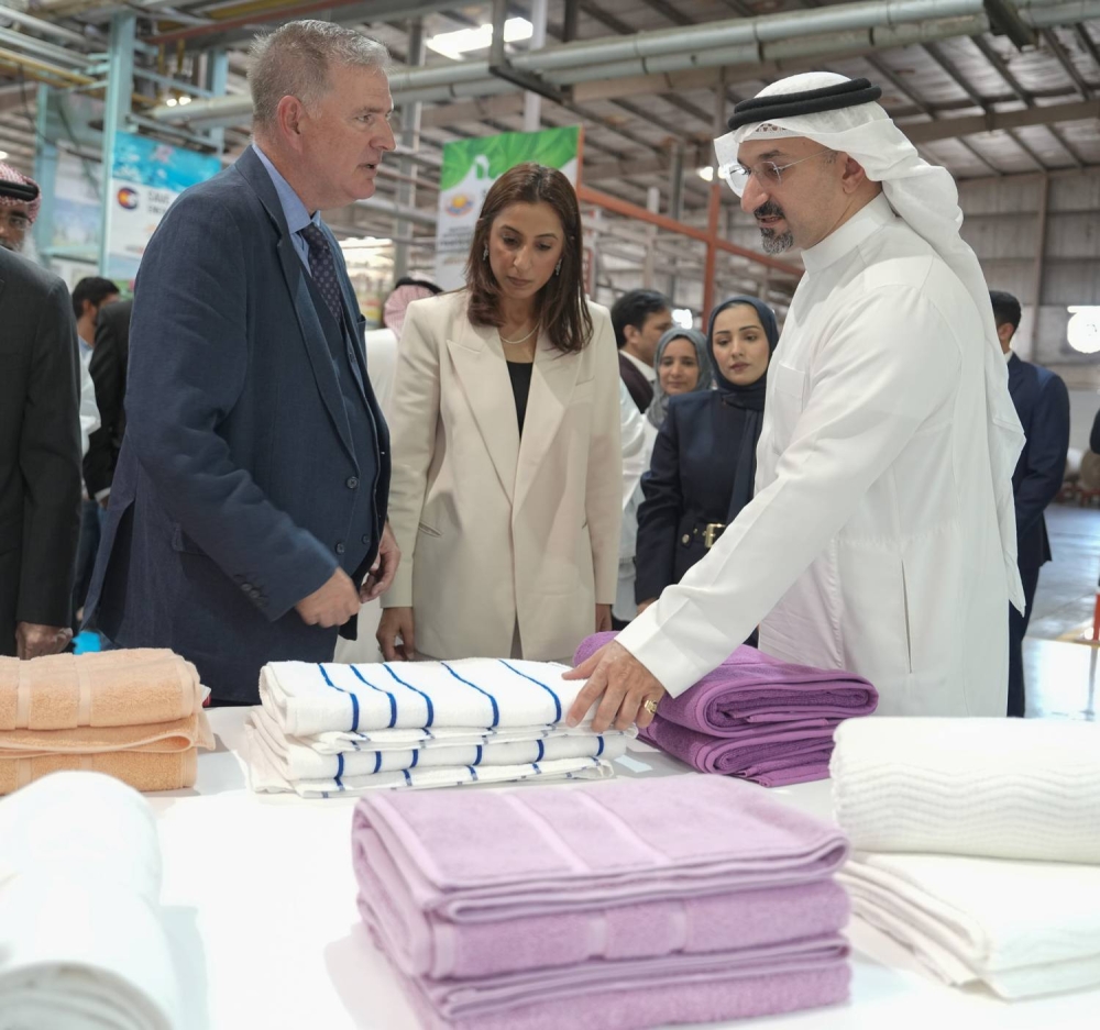 تدشين الخط الانتاجي الجديد للمنسوجات في مصنع &laquo;ويست بوينت هوم بحرين&raquo;