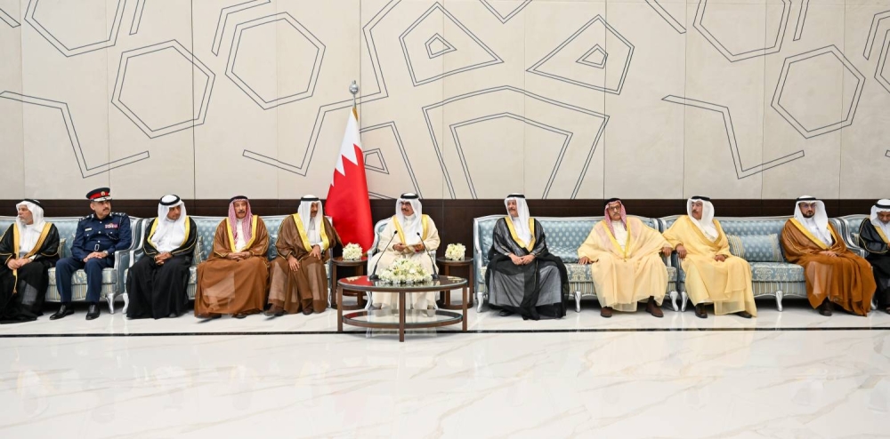 أهالي المحرق يعبرون عن اعتزازهم بقيادة جلالة الملك ويشيدون بحرص ولي العهد رئيس الوزراء