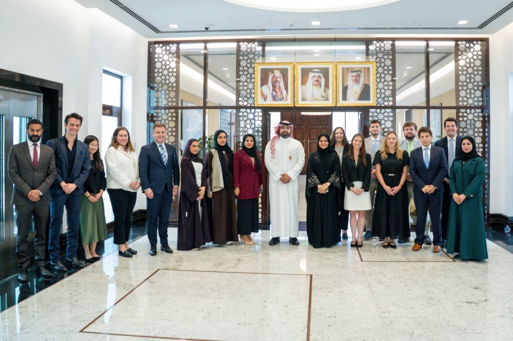 أمانة  النواب تستقبل وفداً من موظفي الكونجرس الأمريكي