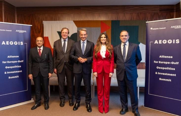 الأمين العام لمجلس التعاون يشارك في جلسة عمل رفيعة المستوى أعلن فيها عن إطلاق "التحالف من أجل قمة أوروبا &ndash; الخليج الجيوسياسية والاقتصادية