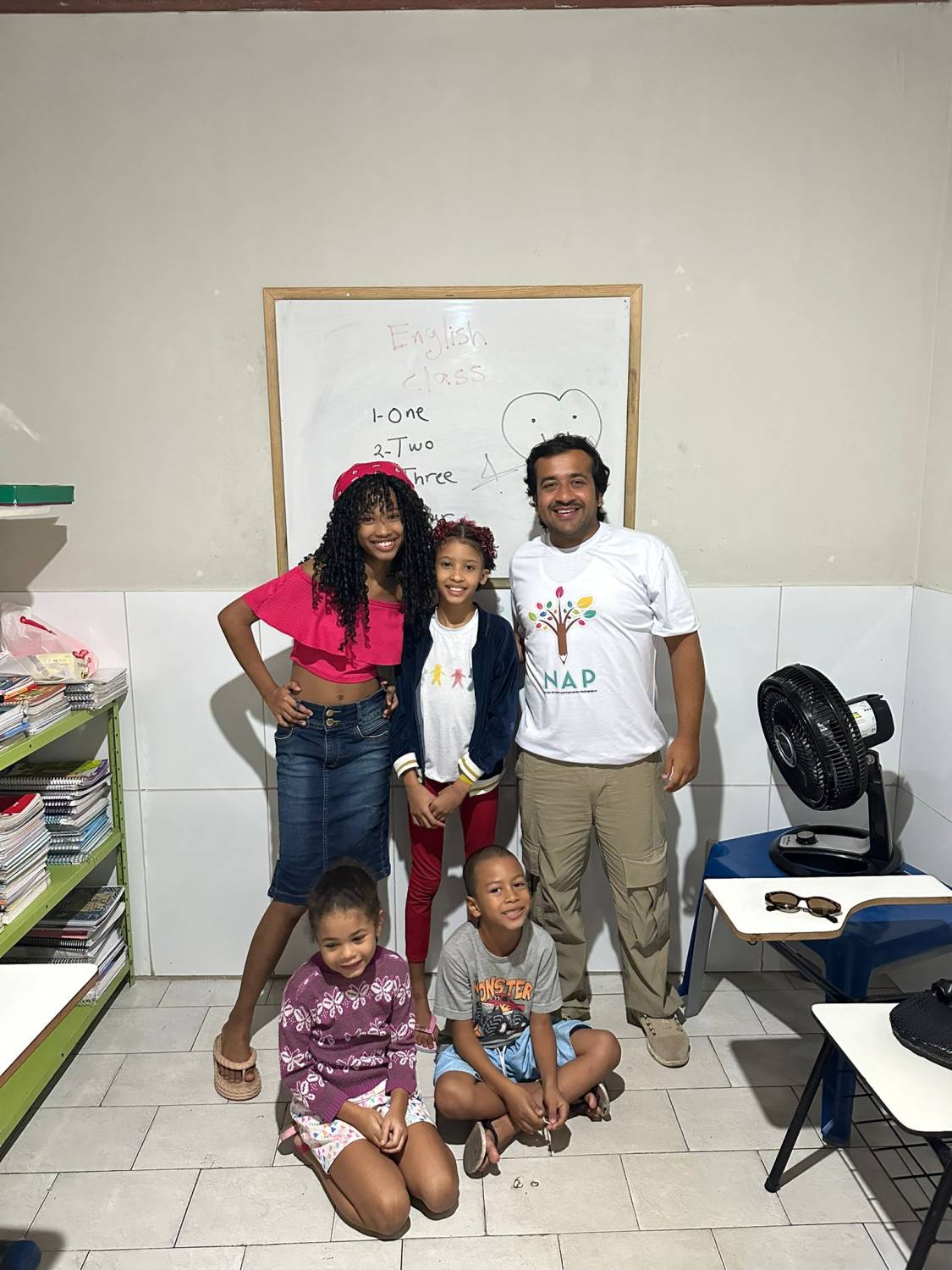 الرحالة عبدالله المدفعي يُمثّل البحرين في تجربة تطوعية بين تونس والبرازيل