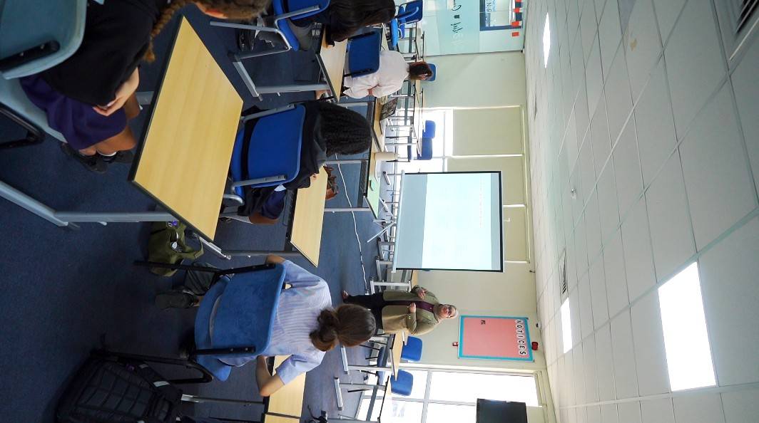 البحرين العالمي للمعارض يطلق برنامجاً تعليمياً لتوعية طلبة المدارس بمميزات قطاع المعارض والمؤتمرات وفعاليات الأعمال