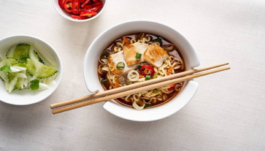 أضرار الإندومي وتأثيراته السلبية على صحة الإنسان.. تعرف عليها