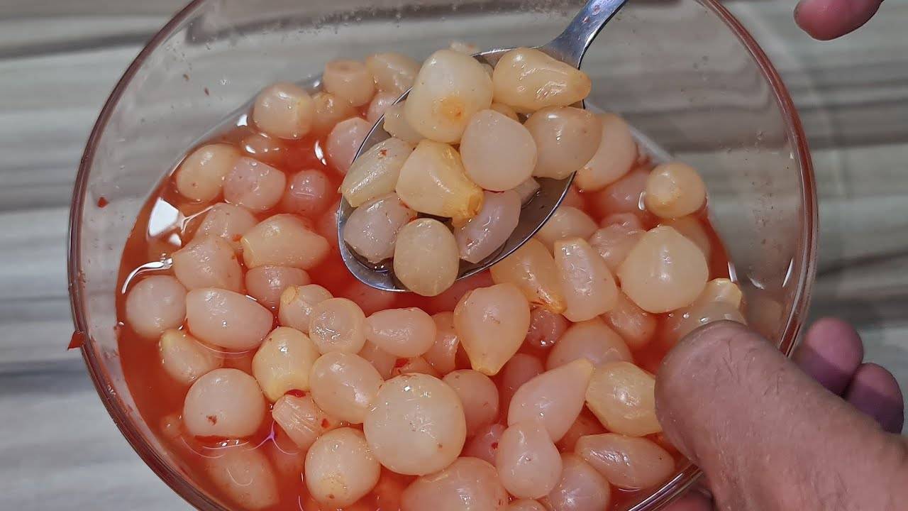 أسرار تحضير مخلل البصل مثل المحلات.. بخطوات بسيطة في البيت