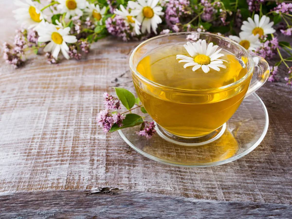 فوائد صحية مذهلة لتناول شاي البابونج