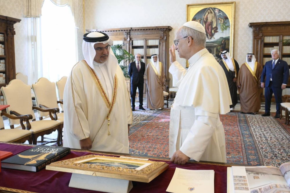 ولي العهد رئيس الوزراء يلتقي قداسة البابا ليو الرابع عشر بابا الفاتيكان