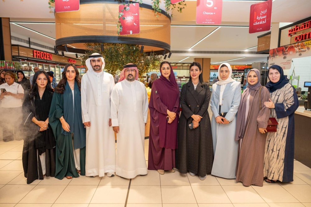 سوسن عيسى تفوز بسيارة تويتا RAV4 من مالتي ماركت