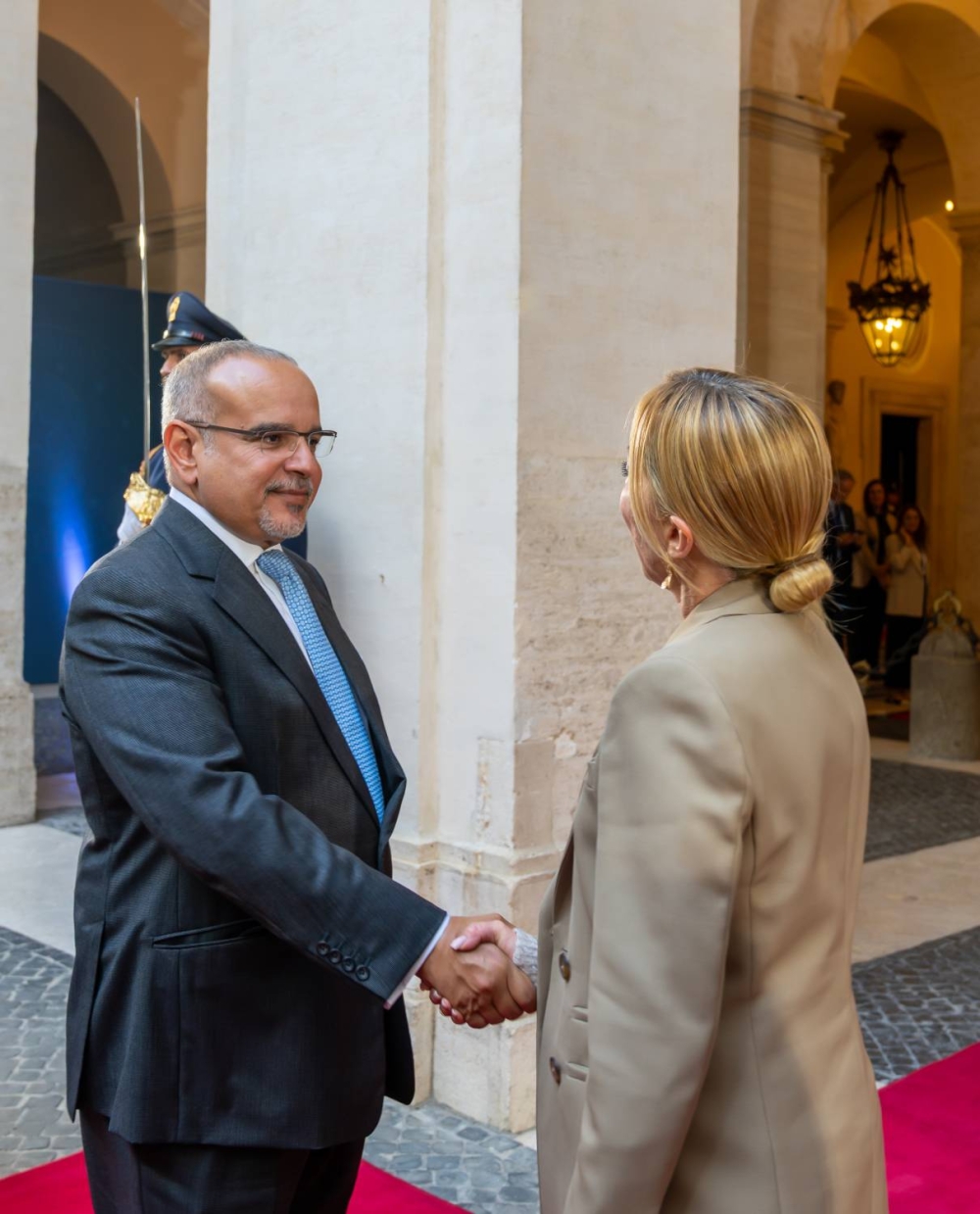 ولي العهد رئيس الوزراء: الدفع بمستويات التعاون والتنسيق والشراكة مع إيطاليا نحو آفاق أرحب