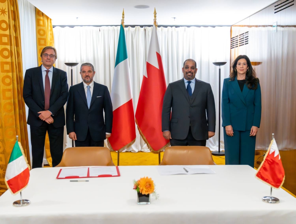 وزير المالية والاقتصاد الوطني يشهد مراسم التوقيع على عدد من الاتفاقيات