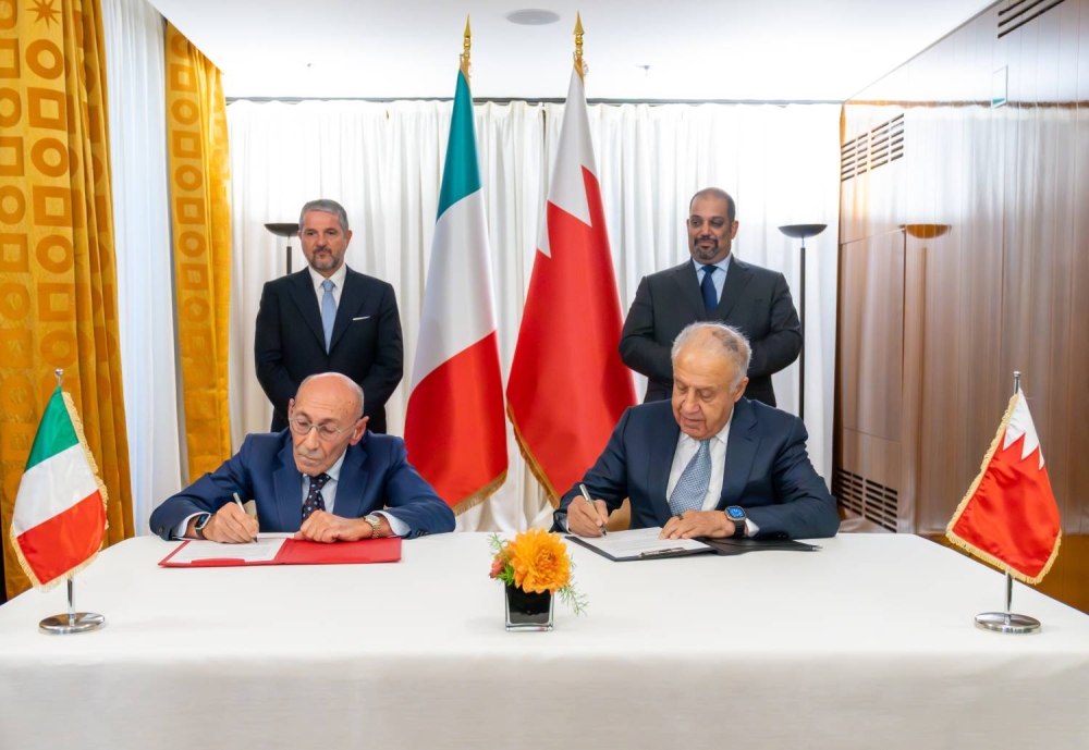 وزير المالية والاقتصاد الوطني يشهد مراسم التوقيع على عدد من الاتفاقيات