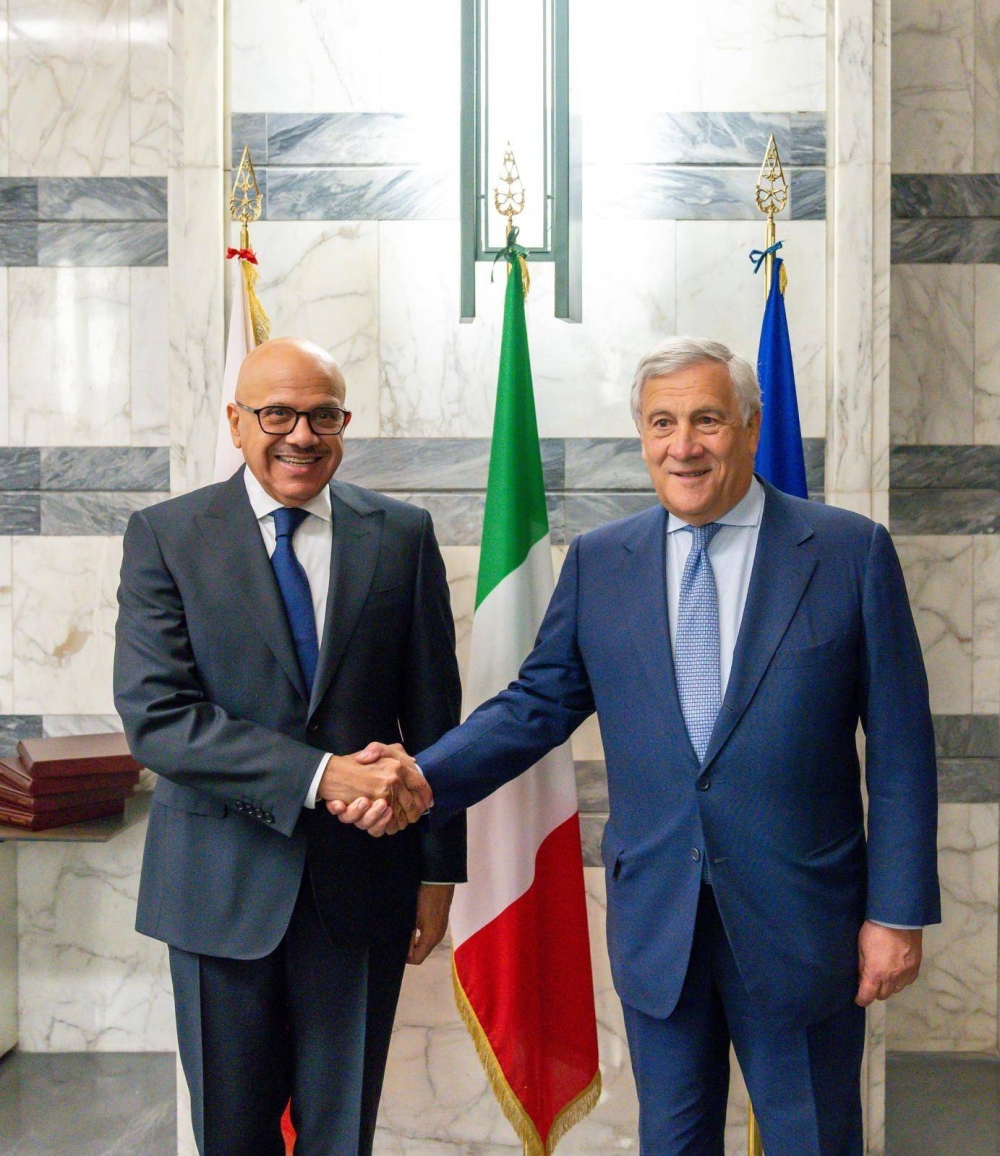 وزير الخارجية ووزير الصناعة والتجارة يلتقيان مع نائب رئيس الوزراء وزير الخارجية الإيطالي