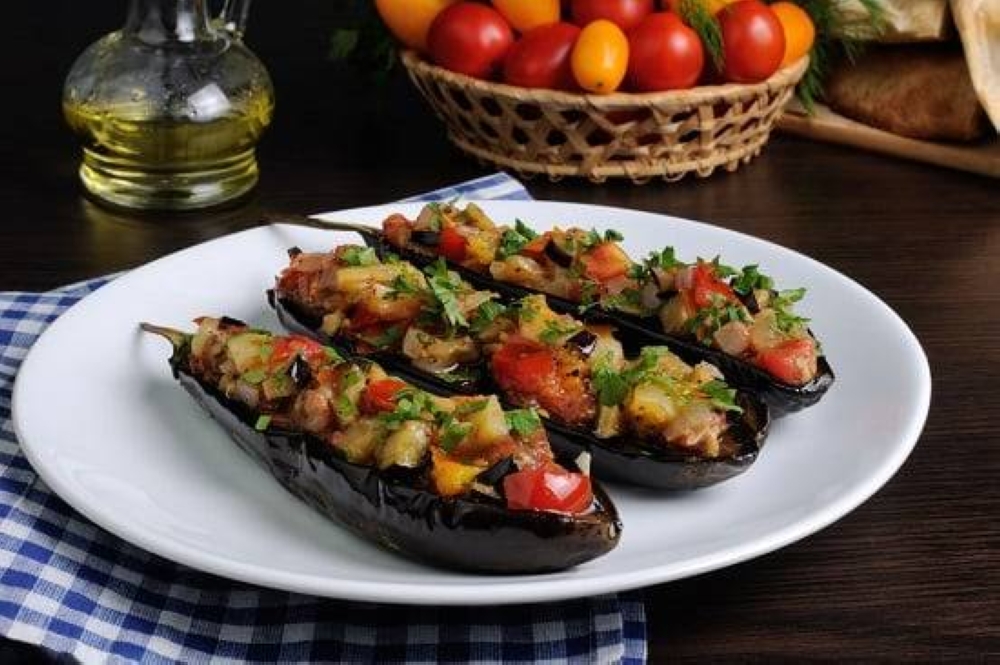 مخلل الباذنجان اللذيذ.. وصفة بحشوتين لا تفوتك